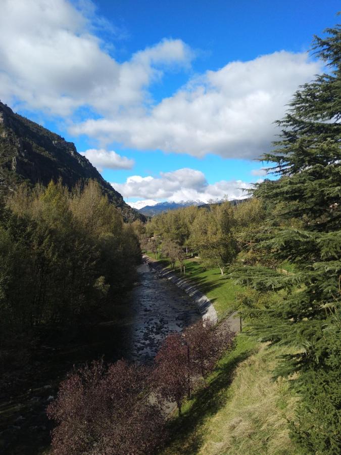 Apartamento Vacacional El Pont de Suert Exteriér fotografie